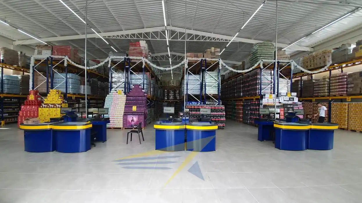 Albimaquinas Instalacoes Comerciais e Industriais no es 82